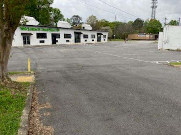 3510 Victory Dr, Columbus, GA à louer - Photo du bâtiment - Image 2 de 12