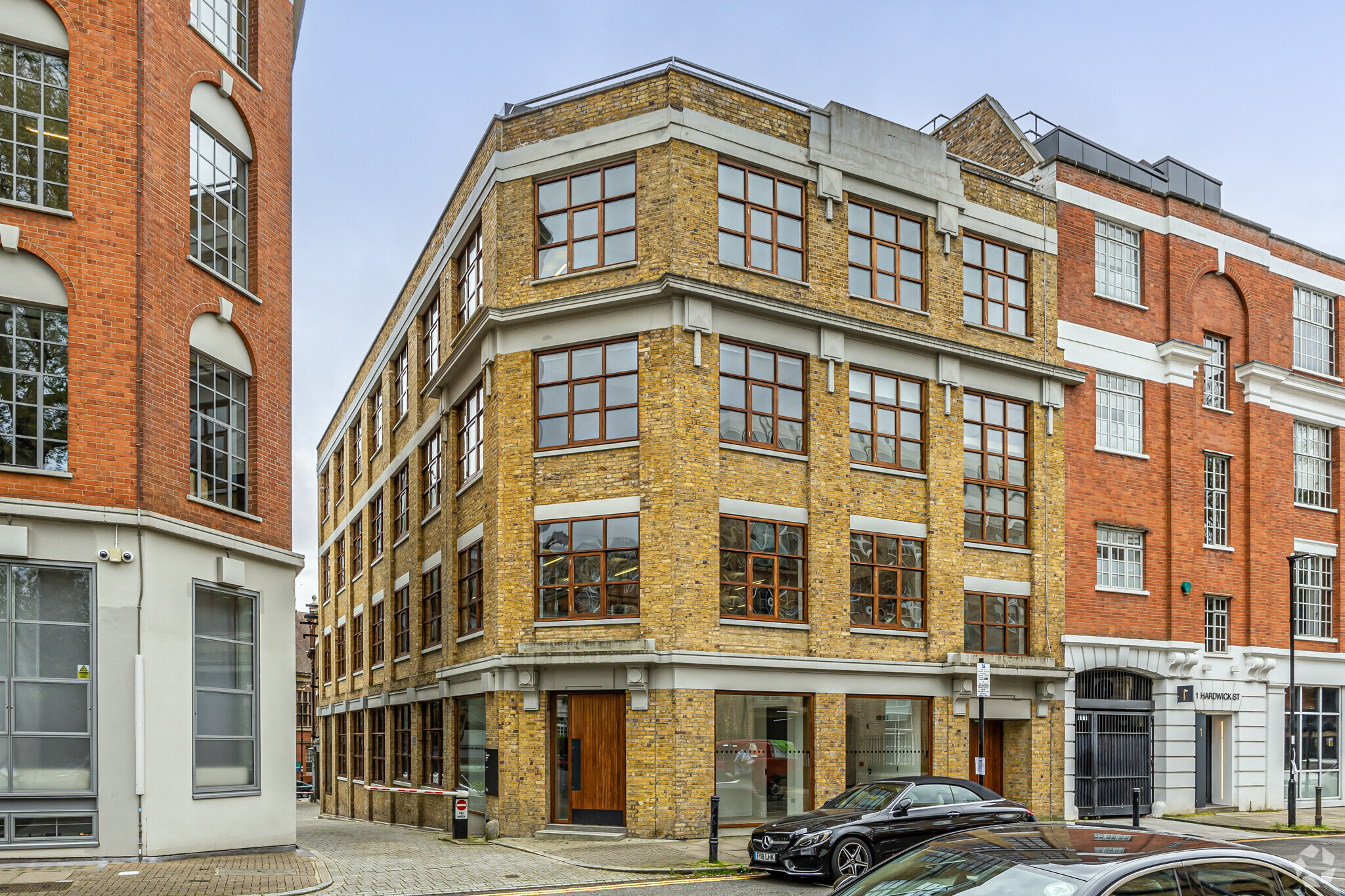 3-4 Hardwick St, London for lease Primary Photo- Image 1 of 4