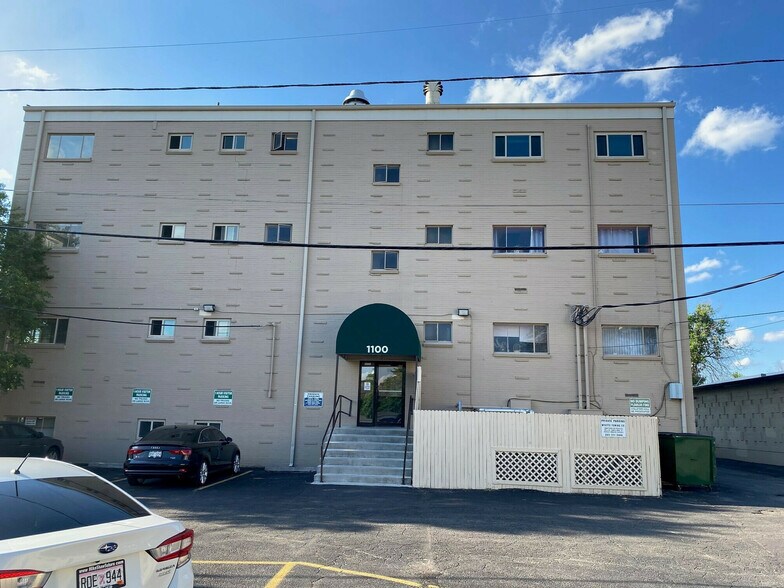 1100 W Littleton Blvd, Littleton, CO à louer - Photo du bâtiment - Image 2 de 3