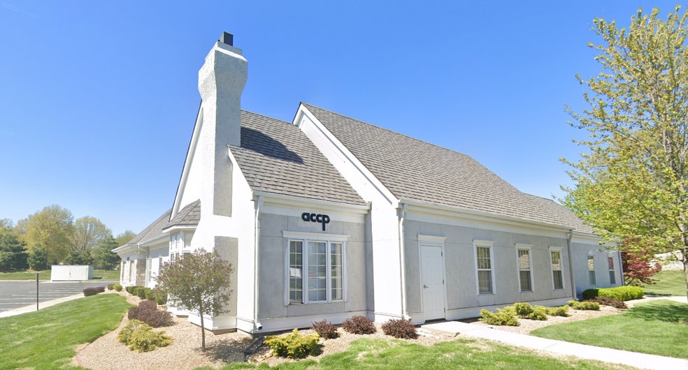 13000 W 87th Street Pky, Lenexa, KS à louer - Photo du bâtiment - Image 1 de 2