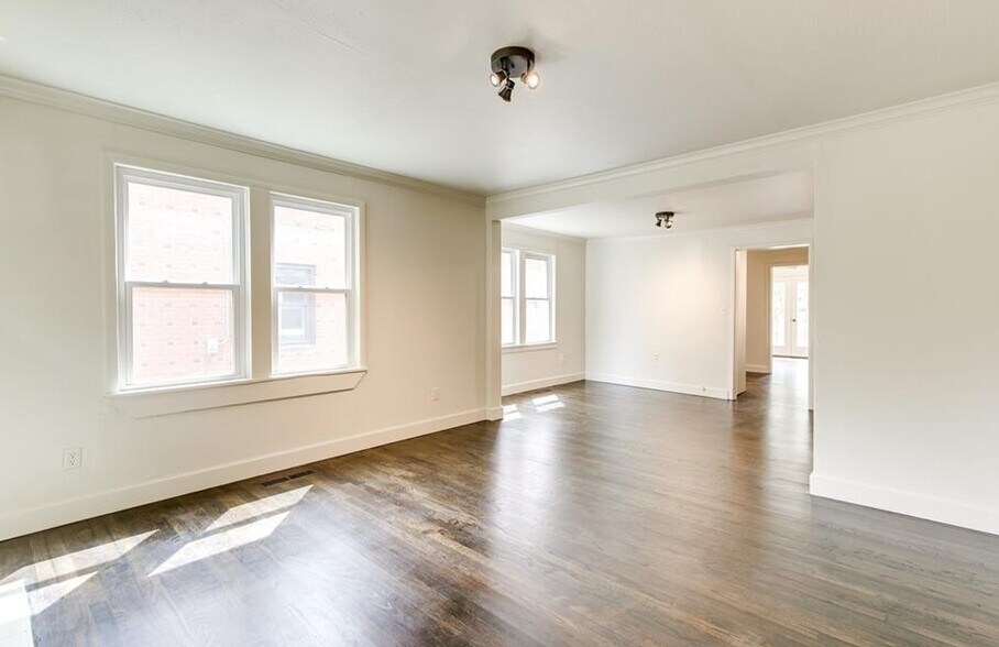 1840 NW 11th St, Oklahoma City, OK for sale - Interior Photo - Image 3 of 8