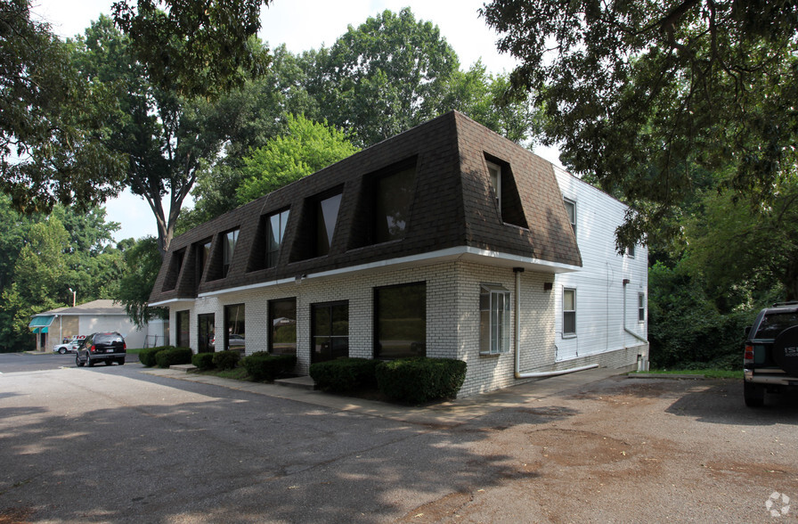 2759-2777 Chesapeake Beach Rd W, Dunkirk, MD for sale - Primary Photo - Image 1 of 1