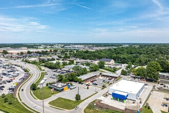 816-818 NW Park Ln, Lee's Summit, MO - Aerial map view - Image1