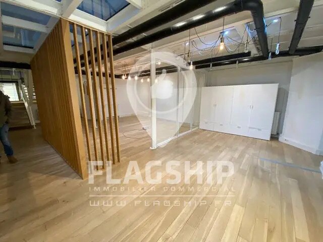 Office in Paris for sale - Interior Photo - Image 2 of 8