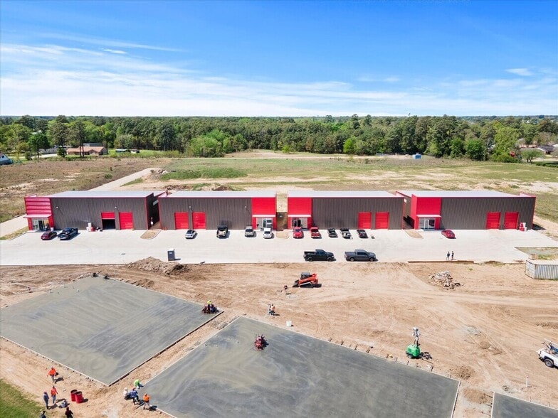16285 North Fwy, Houston, TX for lease - Building Photo - Image 2 of 6