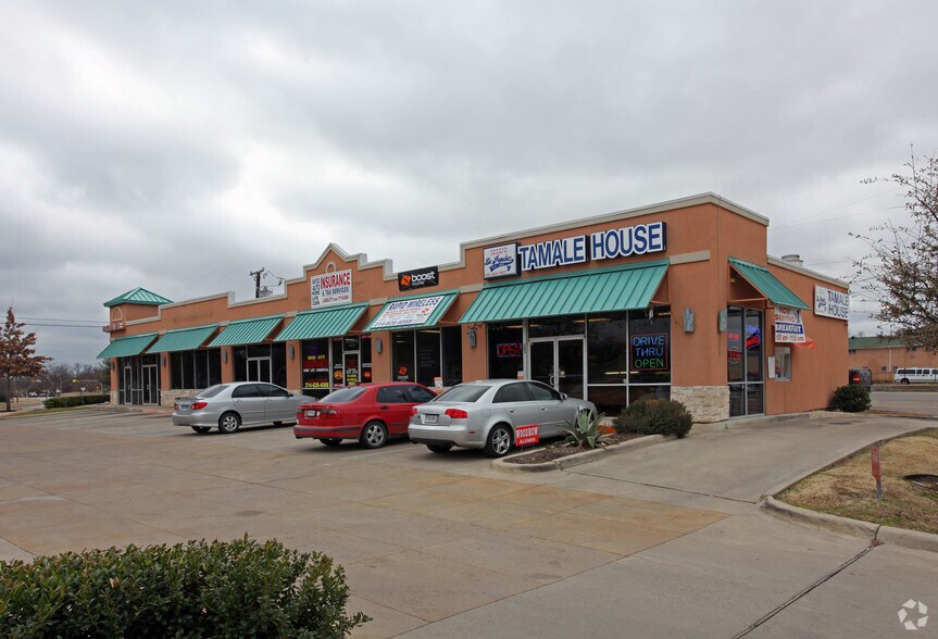 5006 Columbia Ave, Dallas, TX for lease - Building Photo - Image 3 of 5