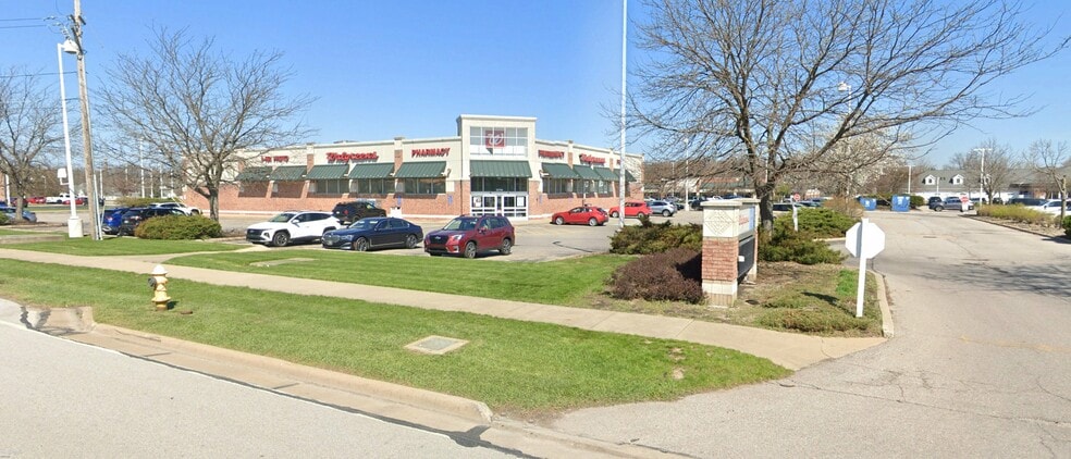 32798 Walker Rd, Avon Lake, OH à vendre - Photo du bâtiment - Image 2 de 3