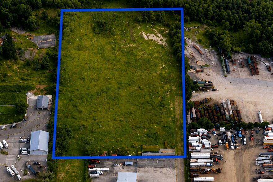 2428 Wadsworth Rd, Waukegan, IL à vendre - Photo du bâtiment - Image 3 de 3