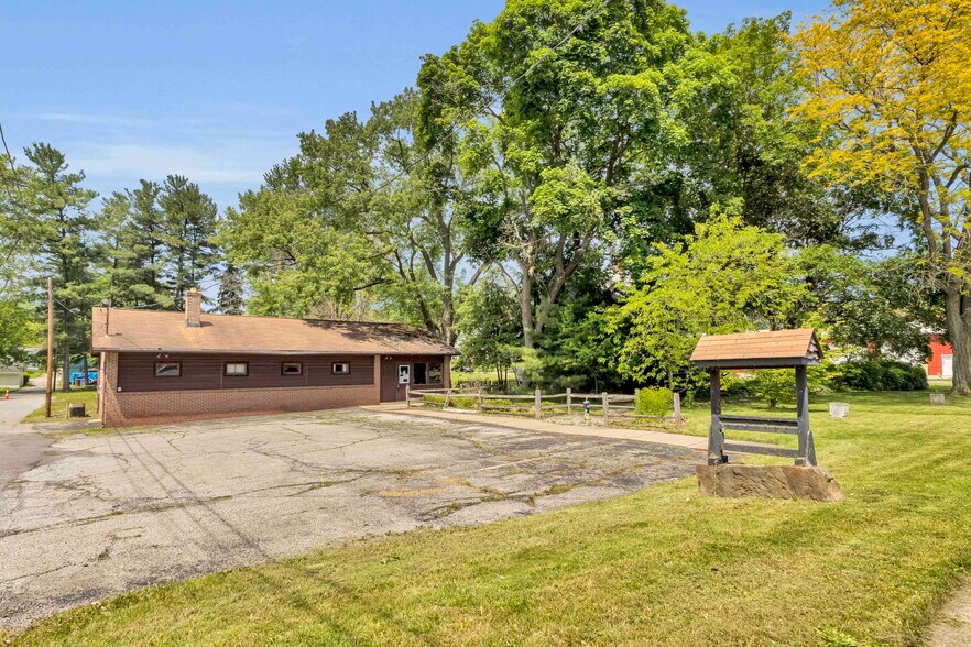 777 N Ellsworth Ave, Salem, OH à vendre - Photo du bâtiment - Image 2 de 14