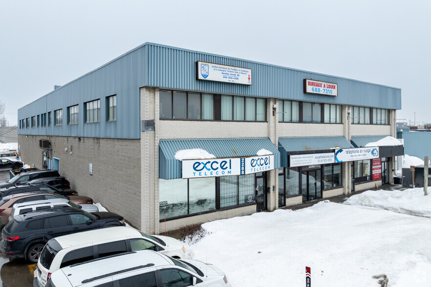 2282-2296 Boul Industriel, Laval, QC for lease - Building Photo - Image 1 of 2