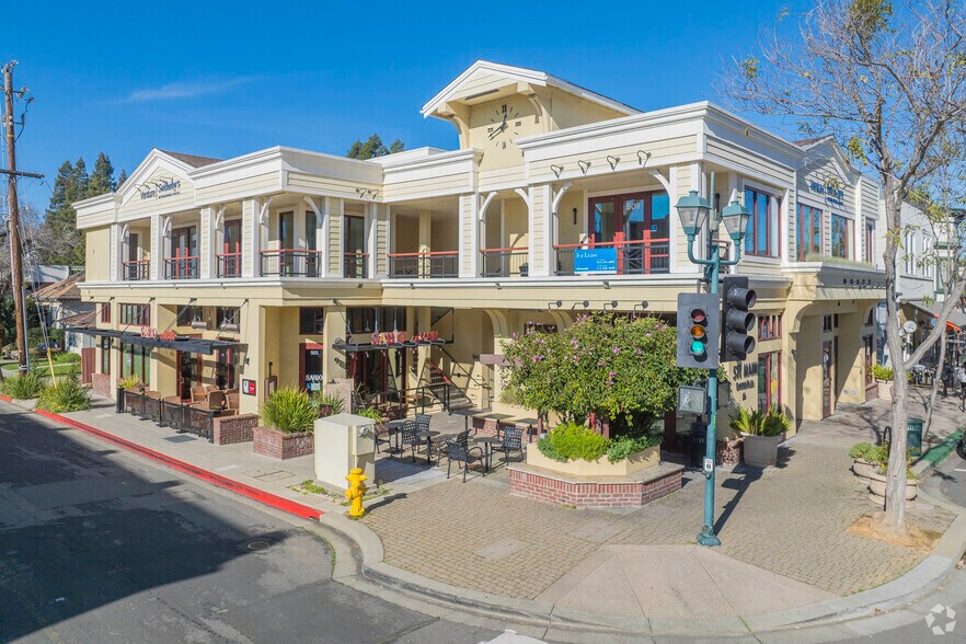 511 Main St, Pleasanton, CA à louer - Photo du bâtiment - Image 1 de 10