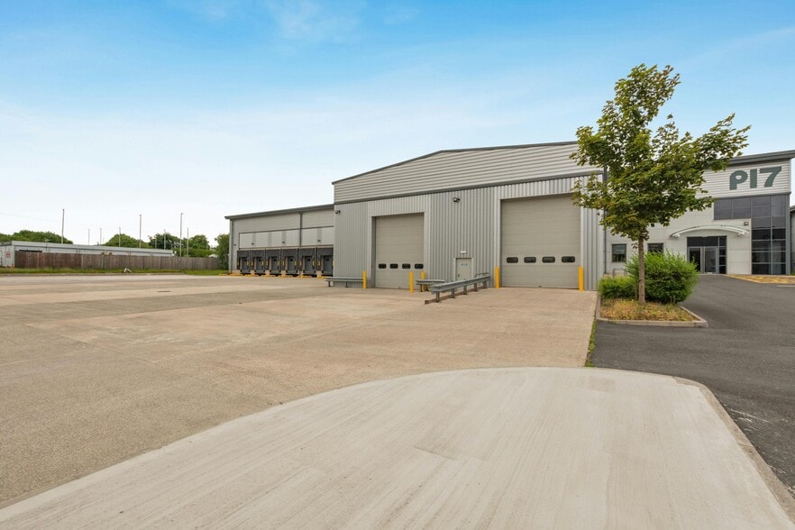 Heywood Distribution Park, Heywood for lease - Building Photo - Image 2 of 65
