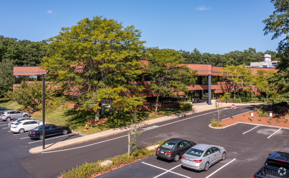 1 Highwood Dr, Tewksbury, MA for lease - Building Photo - Image 2 of 15