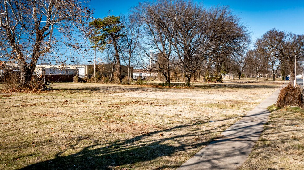 503 N Olive St, North Little Rock, AR à louer - Photo du bâtiment - Image 2 de 18