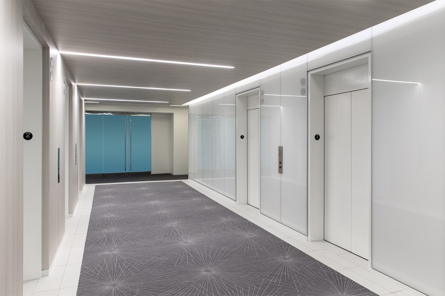 11111 Sunset Hills Rd, Reston, VA for lease - Interior Photo - Image 1 of 8