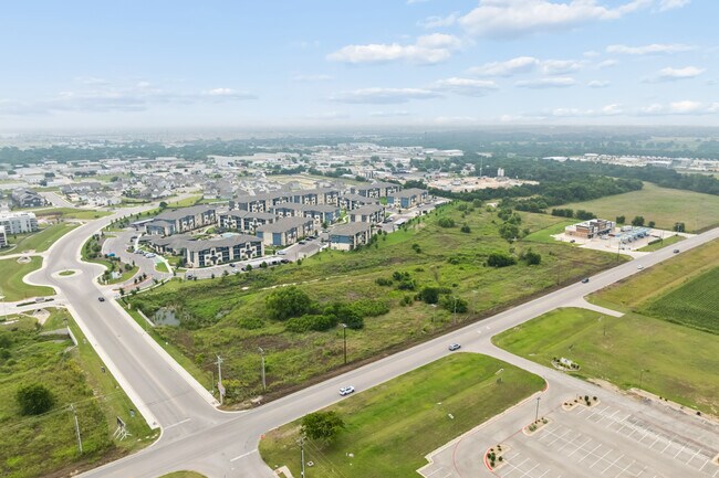 Plus de détails pour 8755 County Road 110, Round Rock, TX - Terrain aux enchères