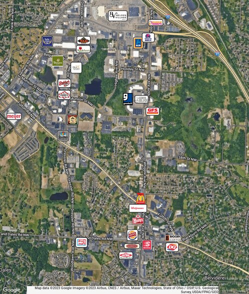 3445 Whipple Ave NW, Canton, OH à vendre - Photo du bâtiment - Image 2 de 3