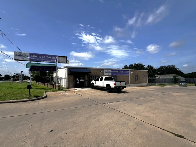 12410 N Lamar Blvd, Austin, TX for lease - Building Photo - Image 2 of 9