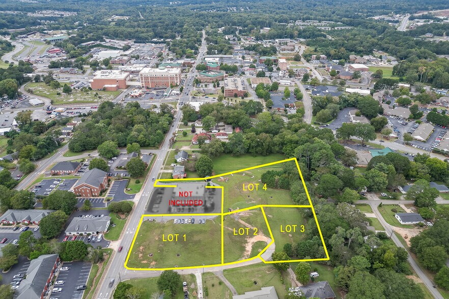 208 Pirkle Ferry Rd, Cumming, GA à vendre - Photo du bâtiment - Image 3 de 13