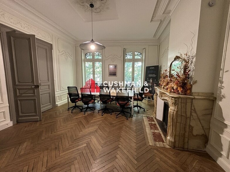 6 Allées Forain François Verdier, Toulouse for lease - Interior Photo - Image 3 of 12