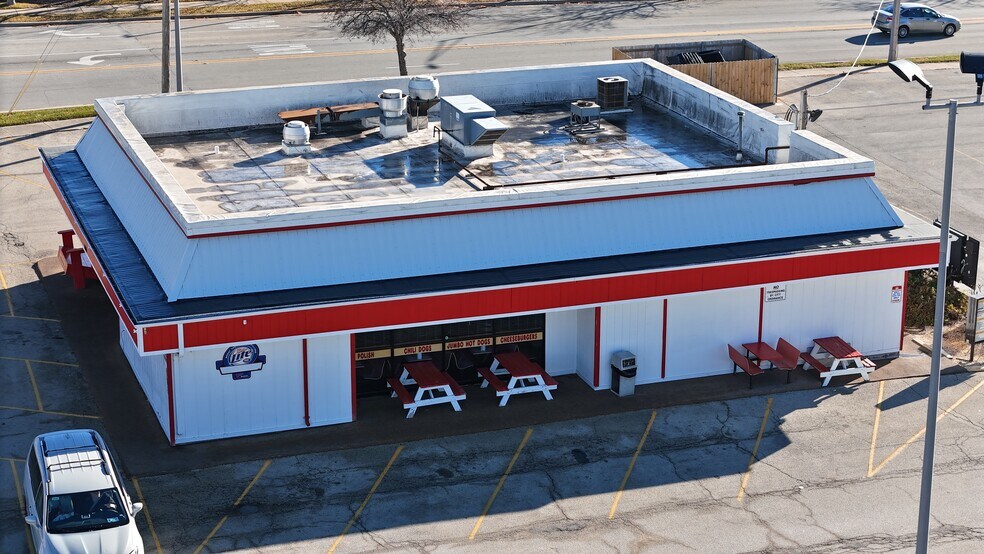 2600 W Jefferson St, Joliet, IL à vendre - Photo du bâtiment - Image 3 de 36