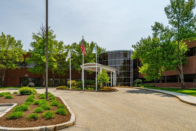 42 South St, Hopkinton, MA à louer Photo intérieure- Image 1 de 2