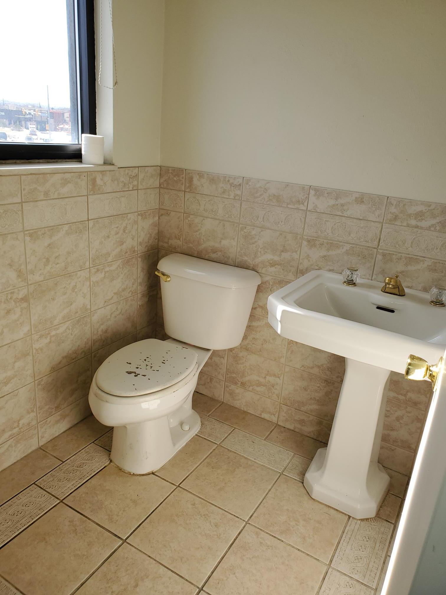 7117 W 56th Ave, Arvada, CO for lease Interior Photo- Image 1 of 3