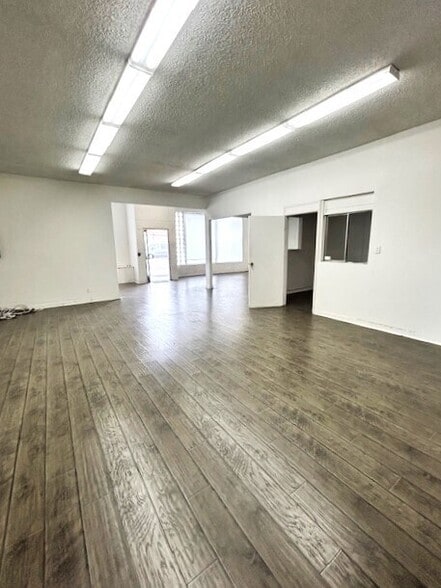 900-932 S San Pedro St, Los Angeles, CA for lease - Building Photo - Image 2 of 6