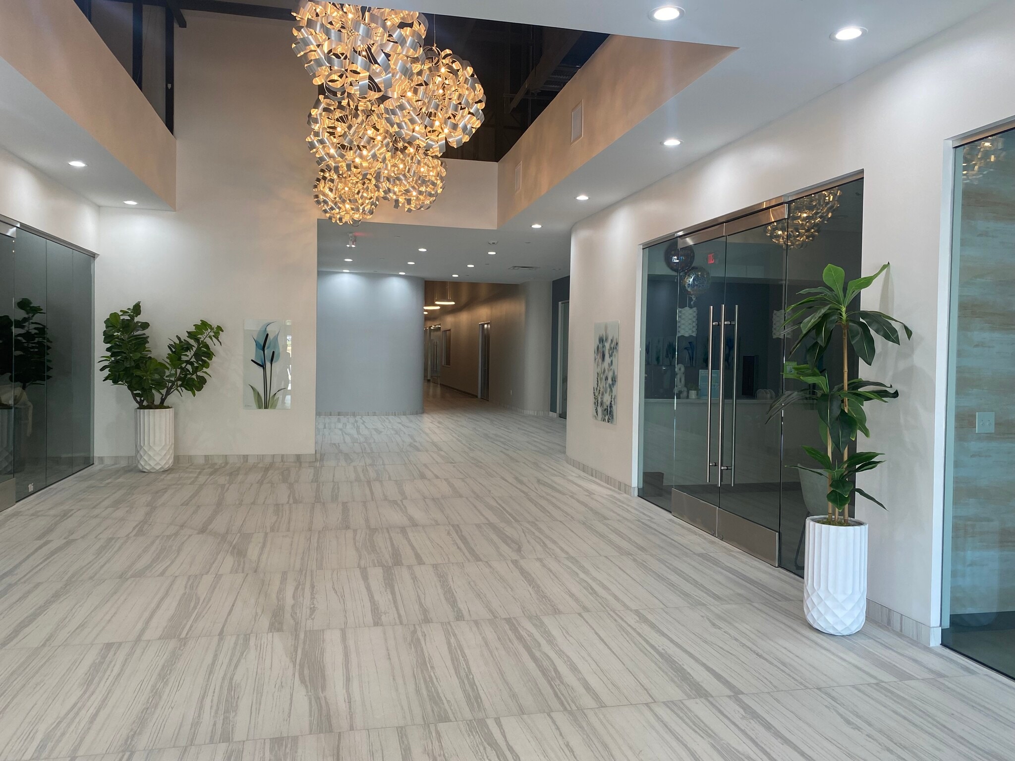 1329 W Walnut Hill Ln, Irving, TX for lease Primary Photo- Image 1 of 15