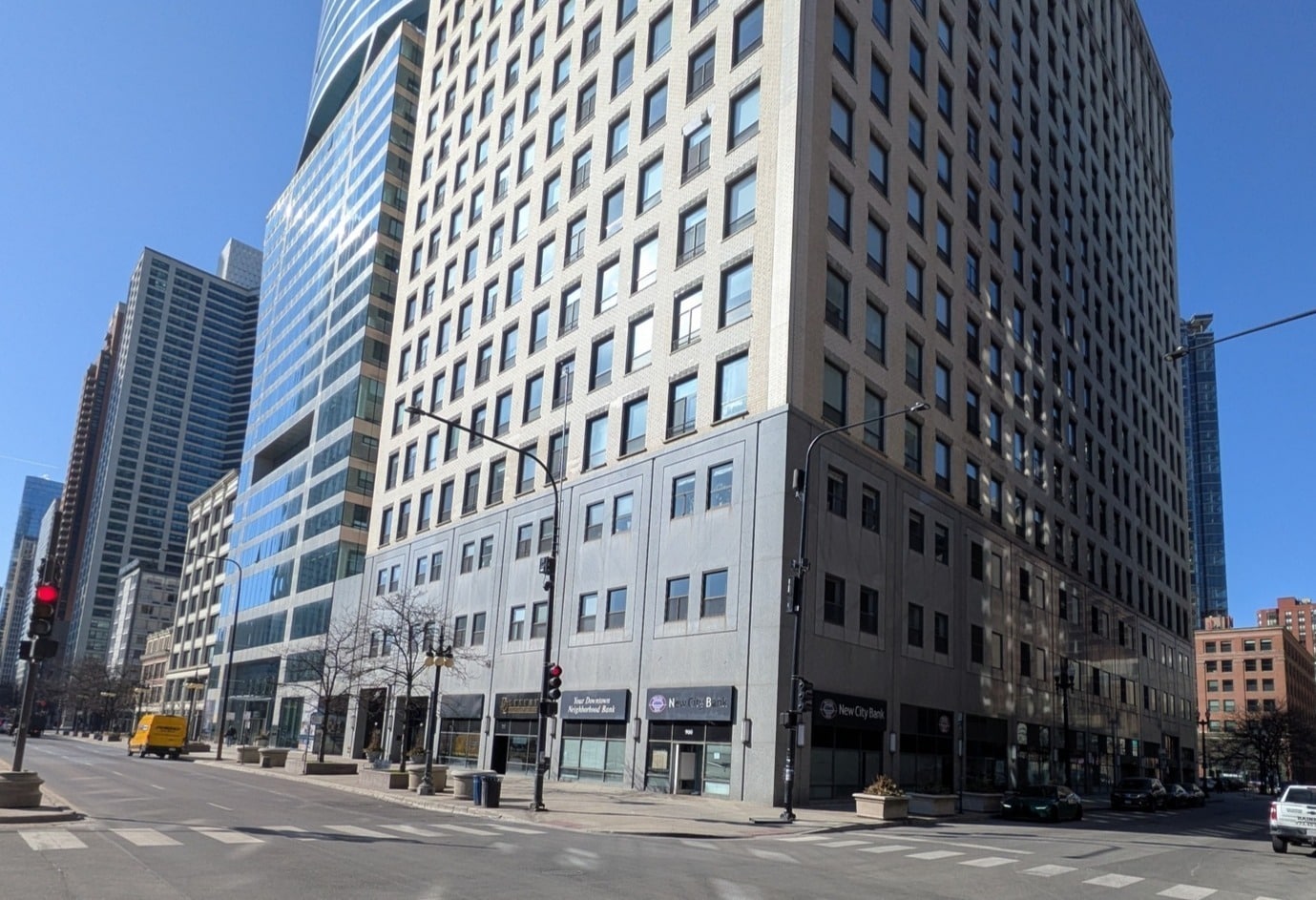 900-910 S Michigan Ave, Chicago, IL for lease Primary Photo- Image 1 of 13