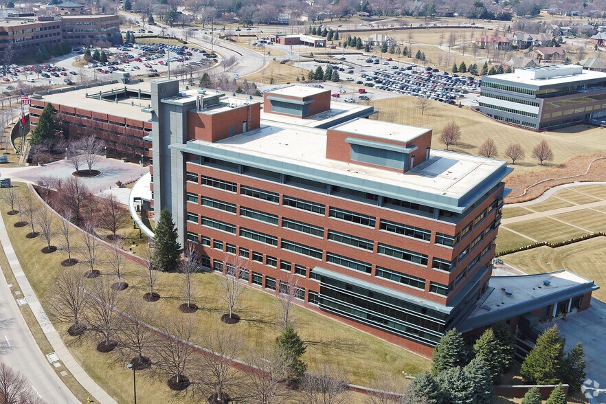 14010 FNB Pky, Omaha, NE à louer - Aérien - Image 3 de 8