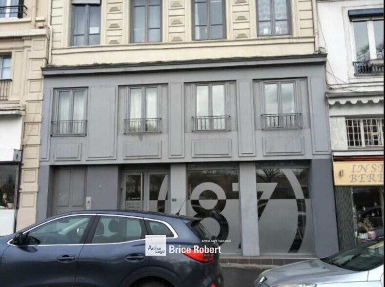 Commerce de détail dans Lyon à louer - Photo du bâtiment - Image 1 de 6