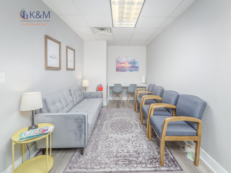 3930 Walnut St, Fairfax, VA for sale - Building Photo - Image 3 of 10