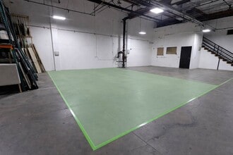 3901 SE Naef Rd, Portland, OR for lease Interior Photo- Image 1 of 8