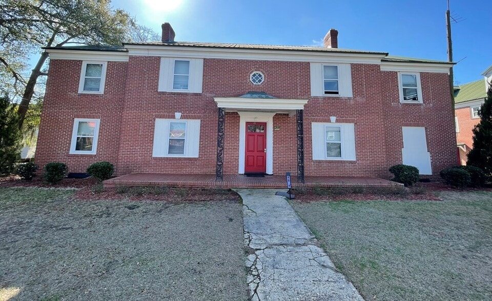 700 1st St SW, Moultrie, GA à vendre - Photo du bâtiment - Image 2 de 38