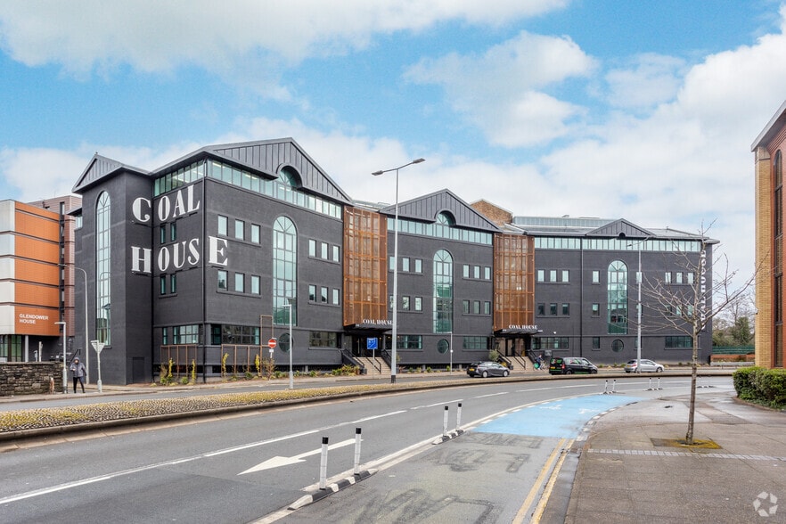 10 Dumfries Pl, Cardiff for lease - Building Photo - Image 3 of 26