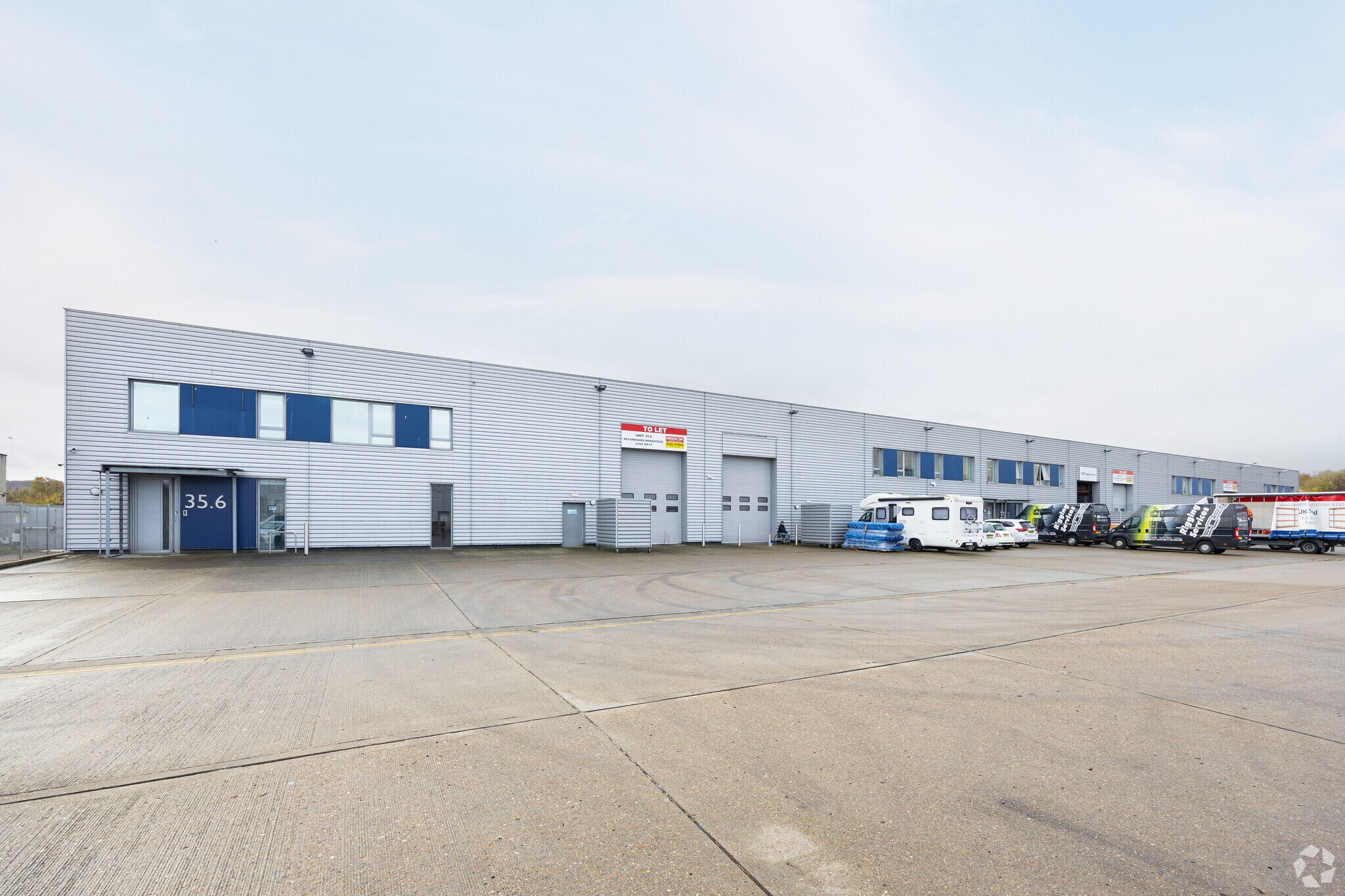 35.6-35.10 White Hart Ave, Londres à louer Photo principale- Image 1 de 3