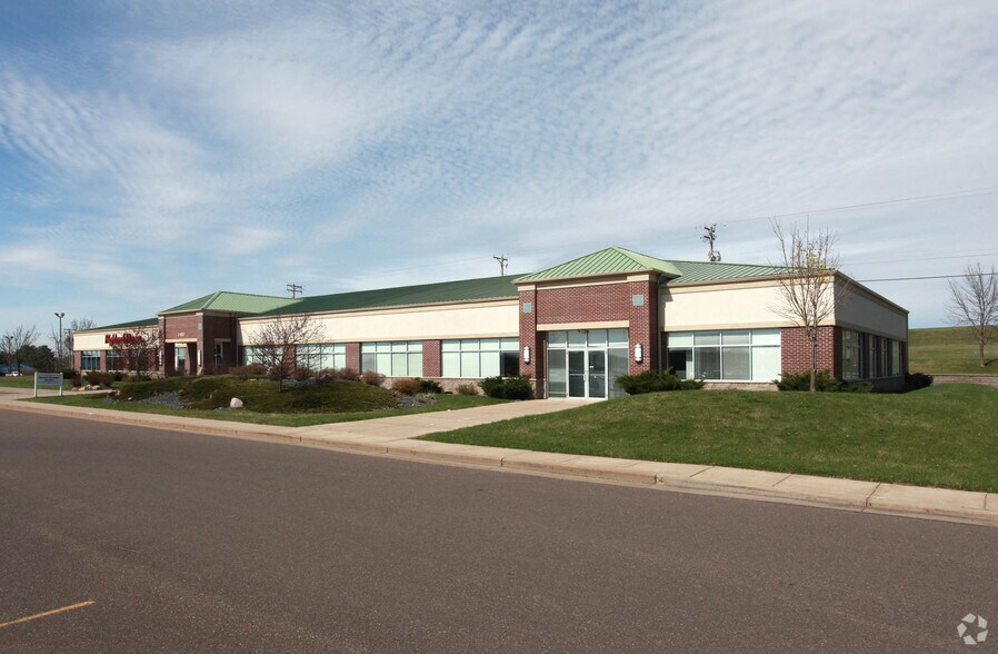 2403-2405 Folsom St, Eau Claire, WI à louer - Photo principale - Image 1 de 2