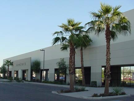 1606 E University Dr, Phoenix, AZ à louer - Photo du bâtiment - Image 2 de 2