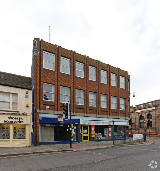 4 High St, St. Neots à louer - Photo du bâtiment - Image 2 de 3