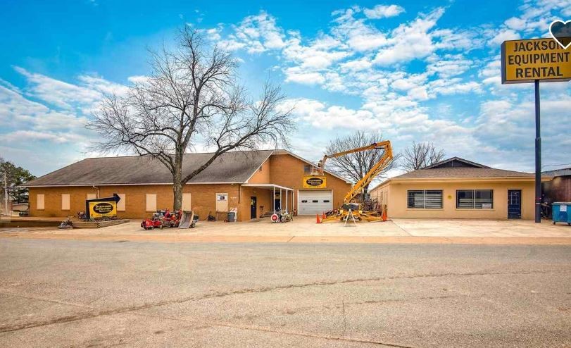 100 E 3rd St, Mountain Home, AR for sale Building Photo- Image 1 of 1