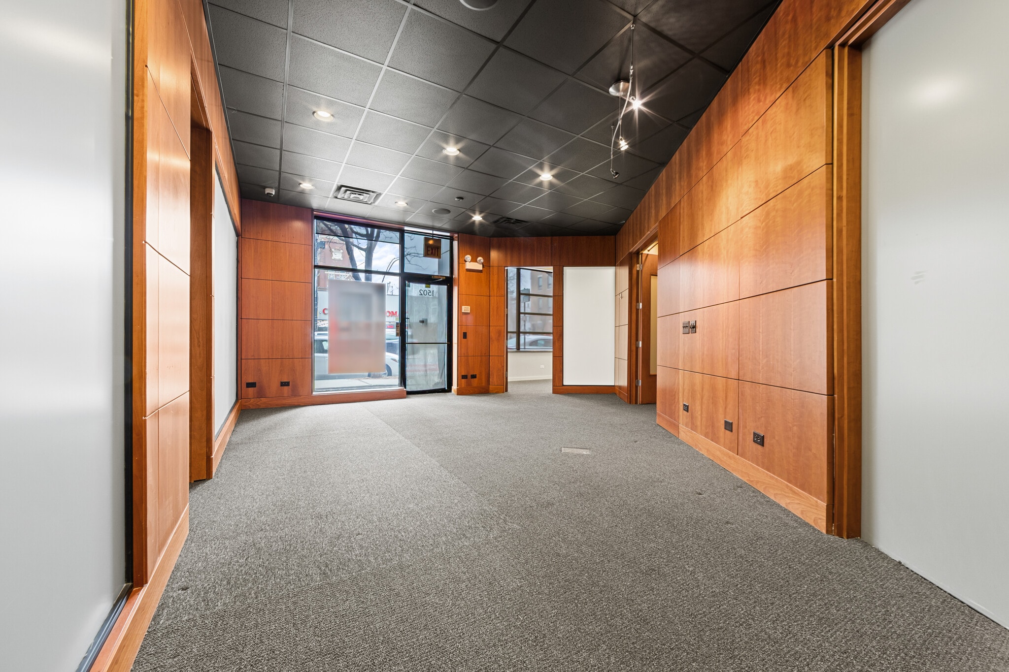 1500-1510 W Chicago Ave, Chicago, IL for lease Interior Photo- Image 1 of 11