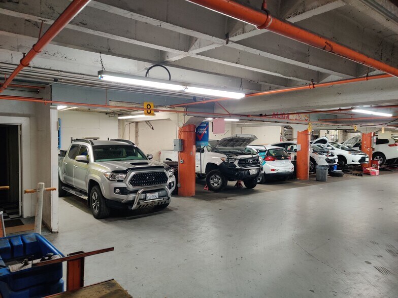 715 Witmer St, Los Angeles, CA à vendre - Photo intérieure - Image 2 de 10