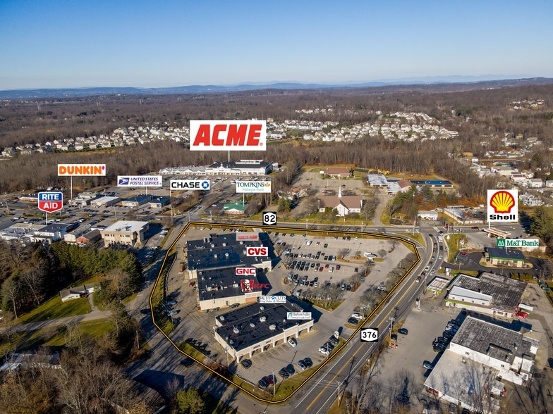 415 Route 376, Hopewell Junction, NY à vendre - Photo du bâtiment - Image 1 de 24