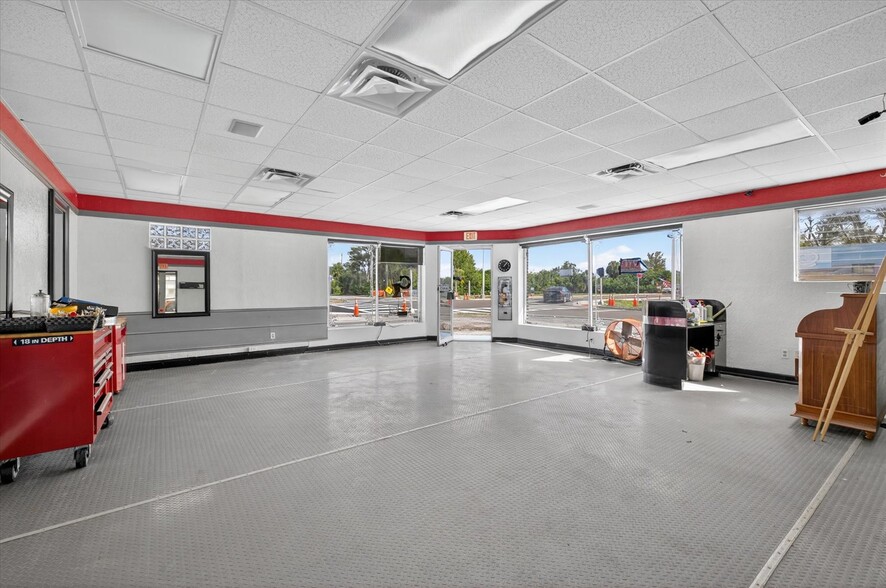 1201 N Pinellas Ave, Tarpon Springs, FL for sale - Building Photo - Image 2 of 10