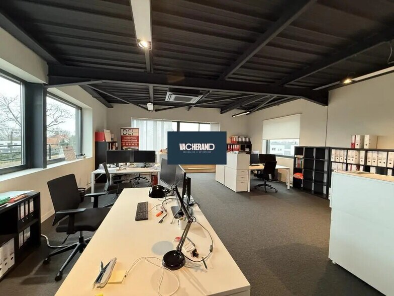 Office in VILLENEUVE-D'ASCQ for sale - Interior Photo - Image 1 of 7