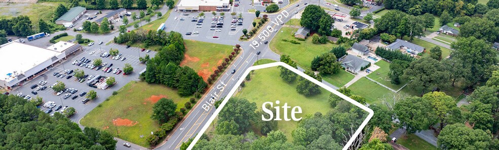 8101 Blair Rd, Mint Hill, NC à vendre - Photo du bâtiment - Image 3 de 5