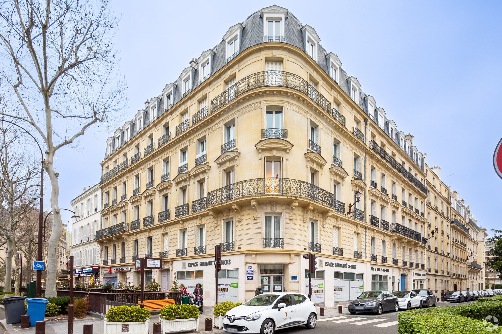 98 Avenue Achille Peretti, Neuilly-sur-Seine for lease Primary Photo- Image 1 of 3