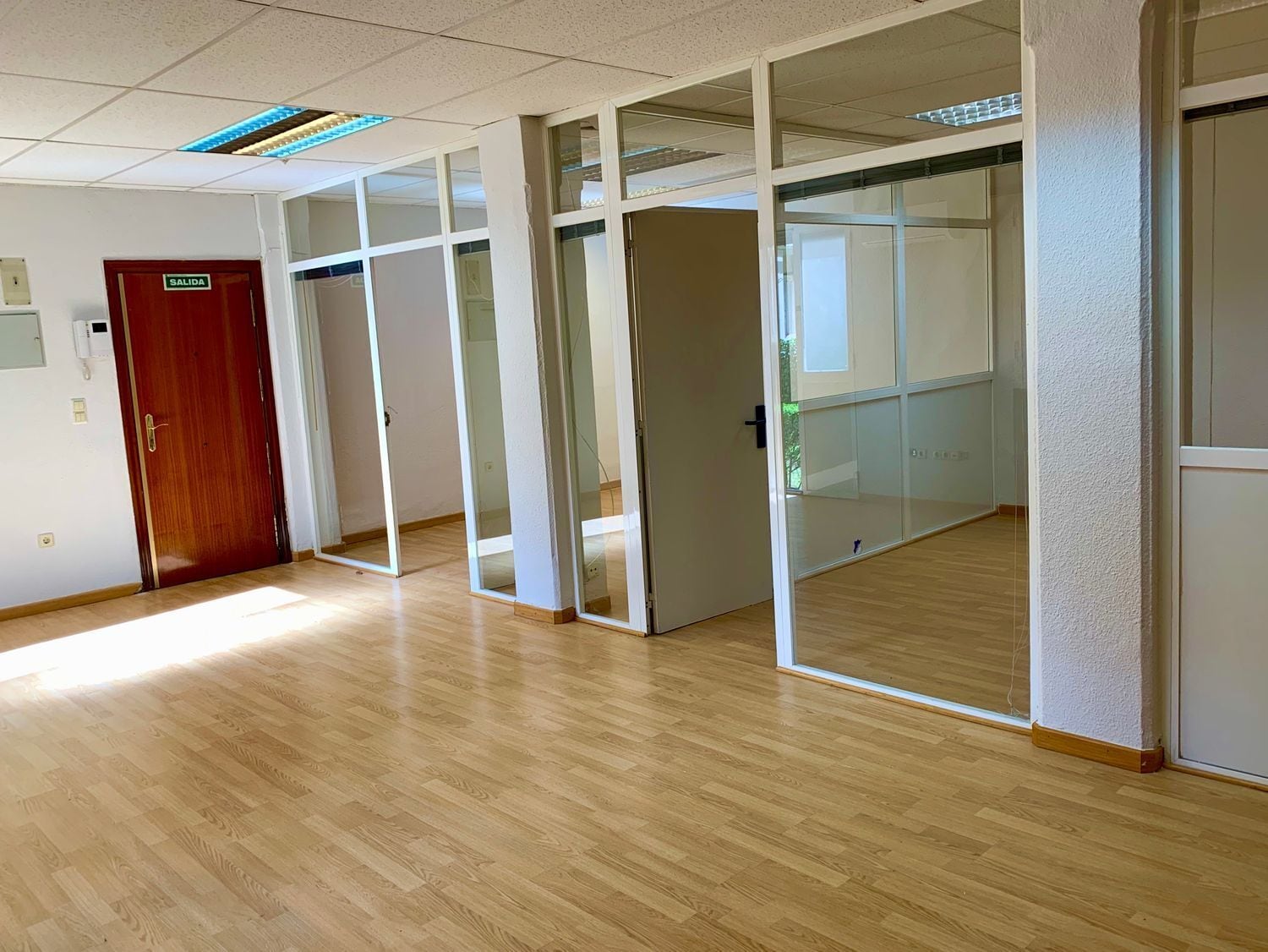 Multifamily in Madrid, Madrid for sale Interior Photo- Image 1 of 7