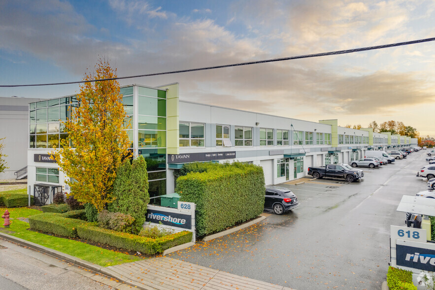 628 E Kent Ave S, Vancouver, BC for lease - Primary Photo - Image 1 of 14